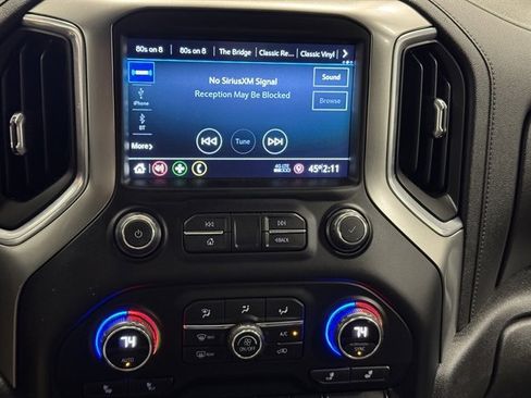 Used 2021 Chevrolet Silverado 1500 LT image 22