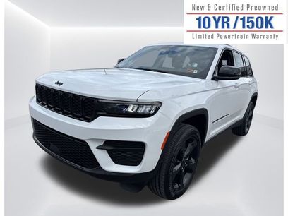 Used 2024 Jeep Grand Cherokee Altitude