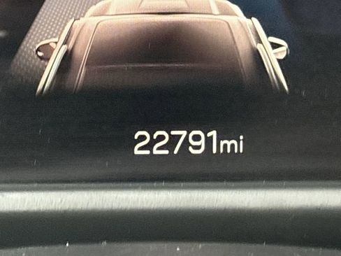 Certified 2025 GMC Acadia Elevation FWD image 12