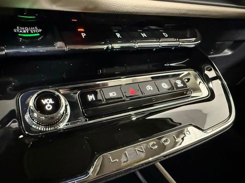 New 2026 Lincoln Corsair Premiere image 54