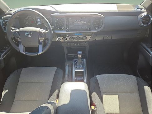 Used 2023 Toyota Tacoma TRD Sport image 15