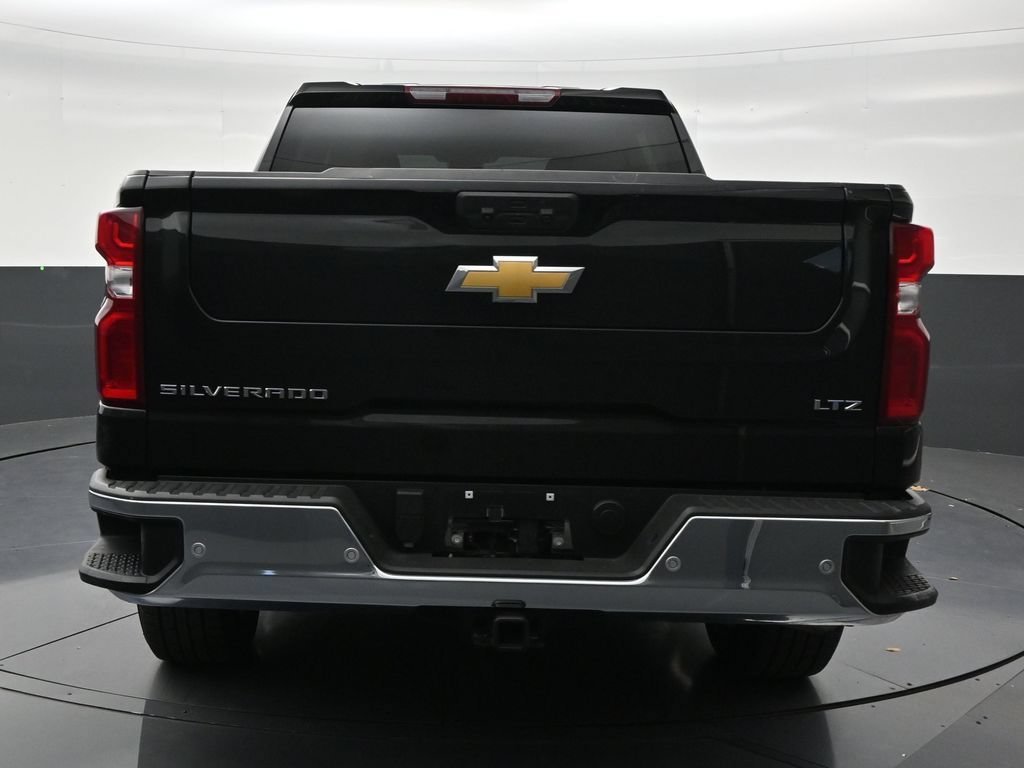 Certified 2026 Chevrolet Silverado 1500 LTZ RWD image 4
