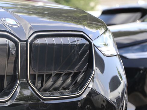 Certified 2025 BMW X3 xDrive30i w/ Premium Package image 6