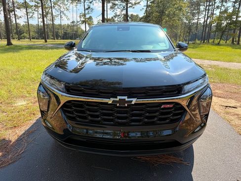 New 2026 Chevrolet Trax RS w/ Driver Confidence Package FWD image 8