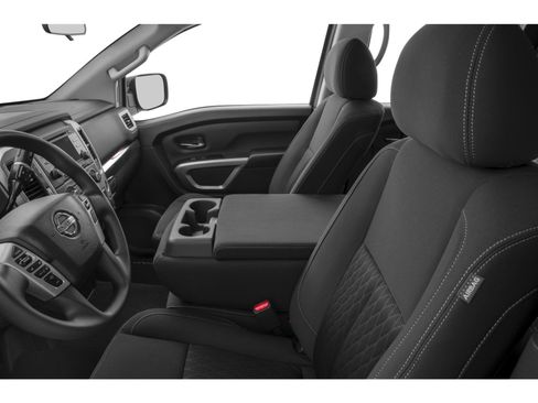 Used 2019 Nissan Titan SV w/ SV Convenience Package AWD/4WD image 6