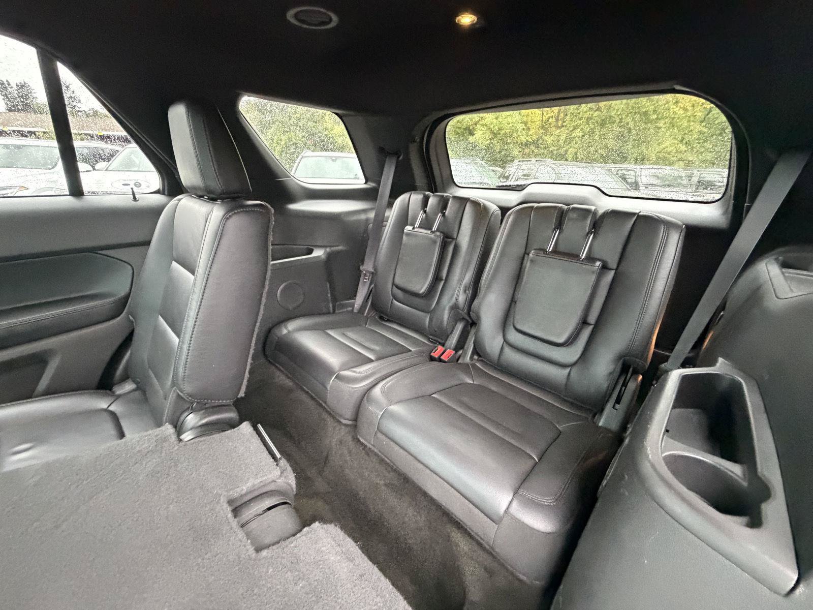 Used 2014 Ford Explorer XLT w/ Equipment Group 202A FWD image 21