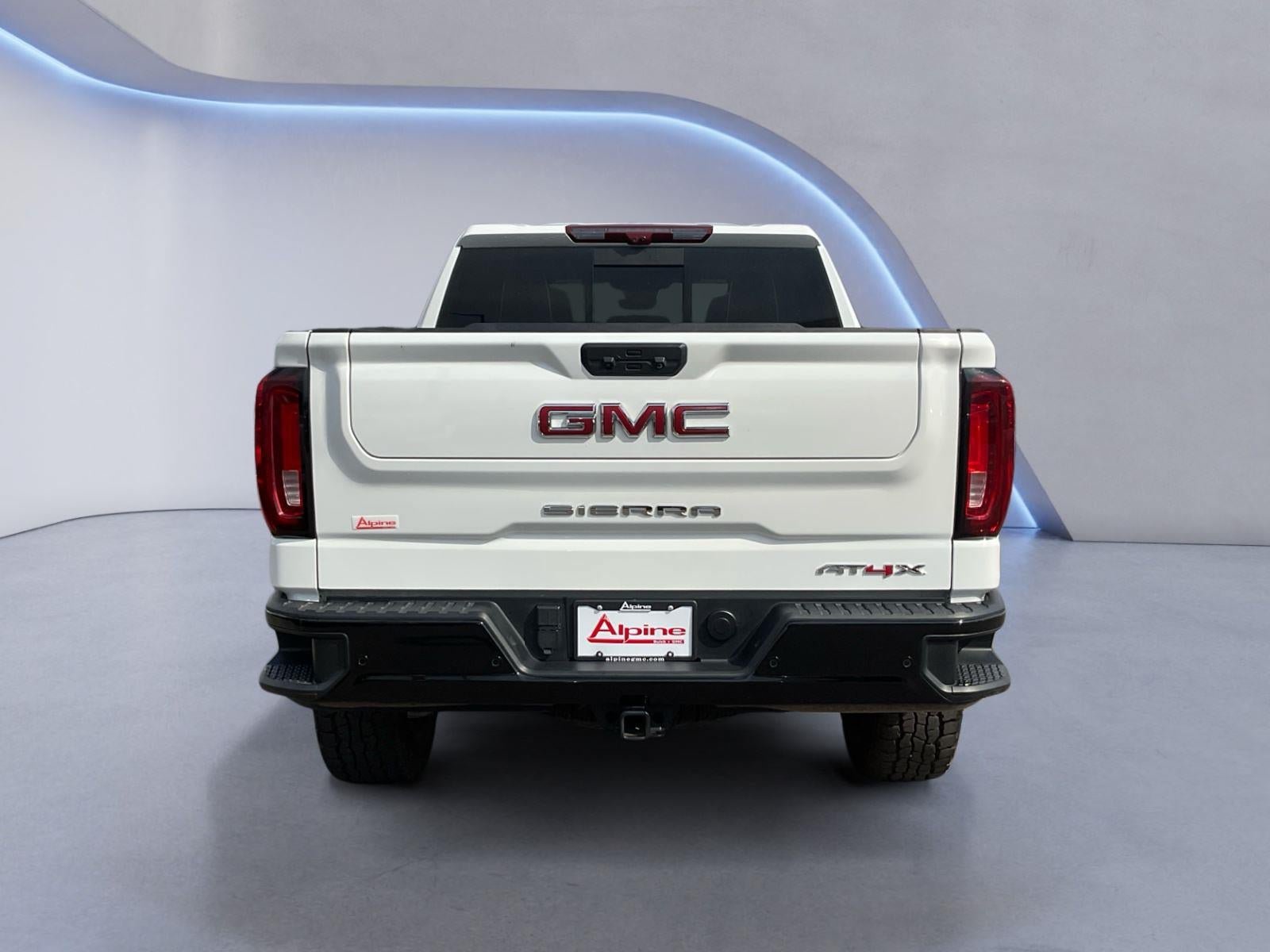 Used 2024 GMC Sierra 1500 AT4X AWD/4WD image 4