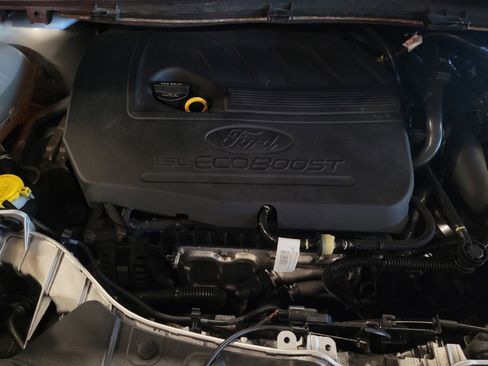Used 2018 Ford Escape SE FWD image 30