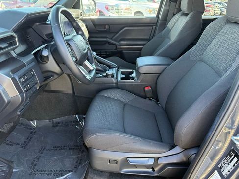 Used 2025 Toyota 4Runner SR5 image 20