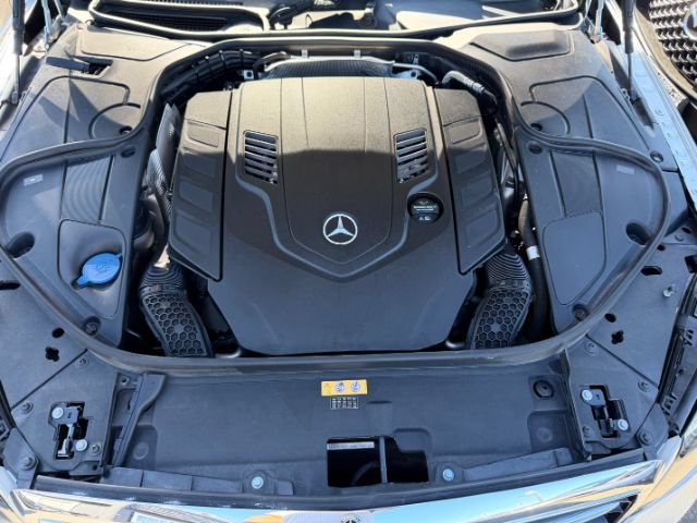 Used 2018 Mercedes-Benz S 560 4MATIC Sedan image 33
