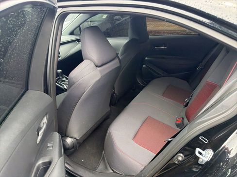 Used 2025 Toyota Corolla SE FWD image 9