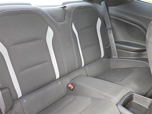 Used 2022 Chevrolet Camaro LT w/ RS Package image 12