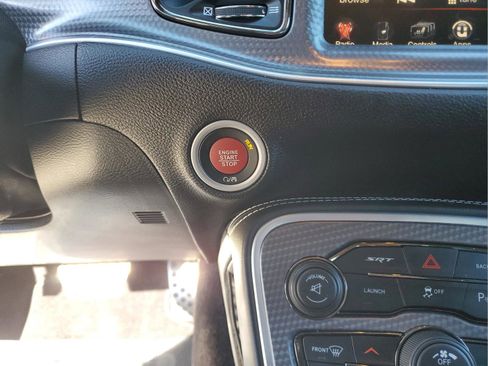 Used 2016 Dodge Challenger SRT Hellcat image 19