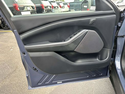 Used 2021 Ford Mustang Mach-E Select w/ Comfort/Technology Package image 9