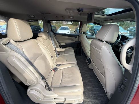 Used 2022 Honda Odyssey Touring image 23