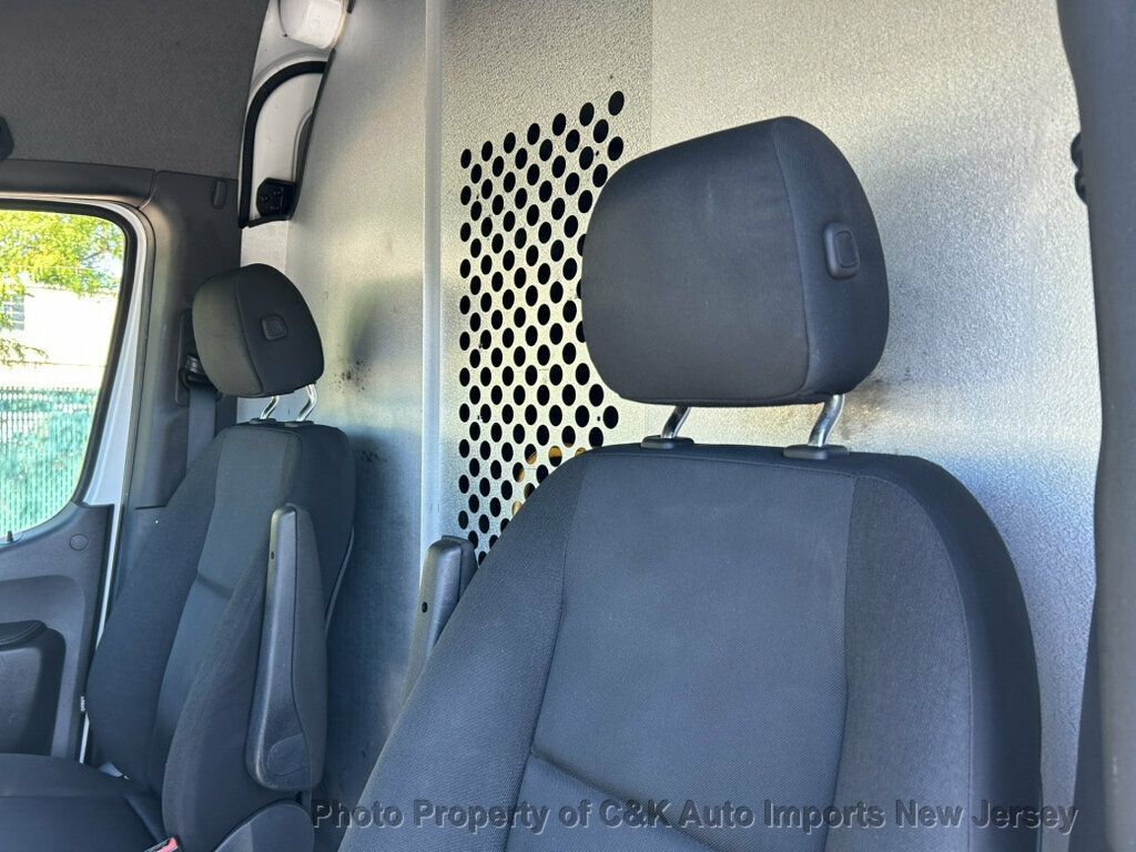 Used 2021 Mercedes-Benz Sprinter 2500 image 20