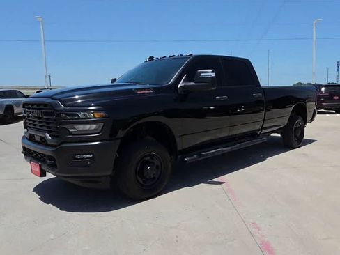 Used 2025 RAM 2500 Tradesman AWD/4WD image 4