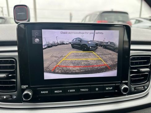 Used 2023 Kia Rio S image 16