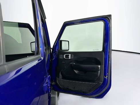 Used 2019 Jeep Wrangler Unlimited Sport S AWD/4WD image 31