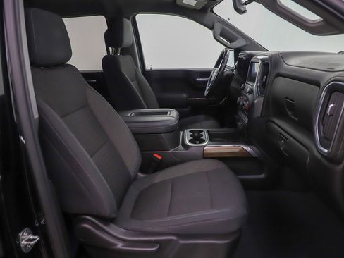 Used 2021 Chevrolet Silverado 1500 LT Trail Boss w/ Bed Protection Package image 11