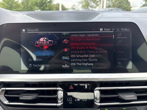 Used 2022 BMW M4 Coupe RWD image 18
