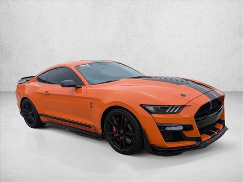Used 2021 Ford Mustang Shelby GT500 w/ Technology Package image 3