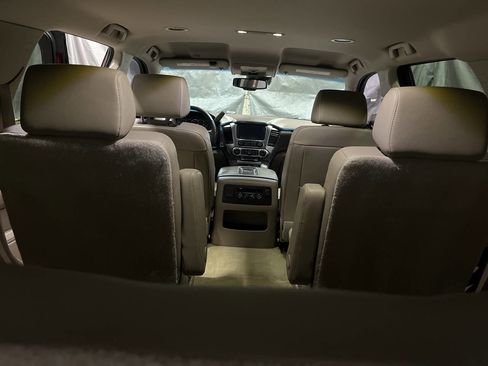 Used 2016 Chevrolet Tahoe LT w/ Luxury Package AWD/4WD image 36