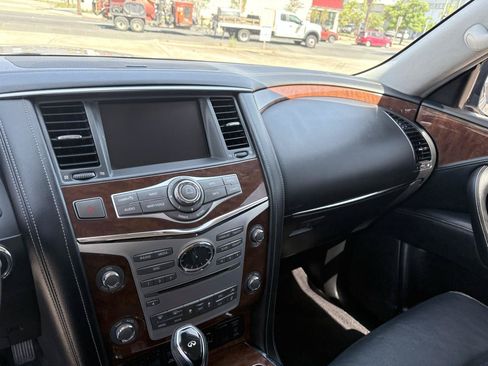 Used 2019 INFINITI QX80 Luxe RWD image 8