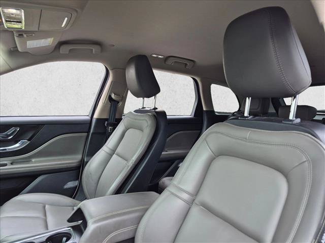 Used 2025 Lincoln Corsair FWD image 10