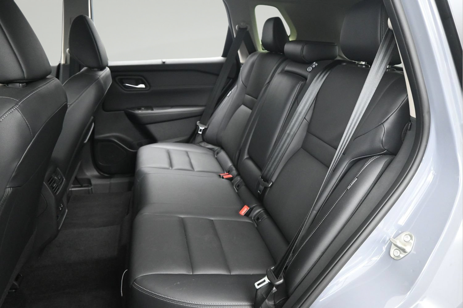 Certified 2025 Nissan Rogue SL w/ Tech Package AWD/4WD image 11