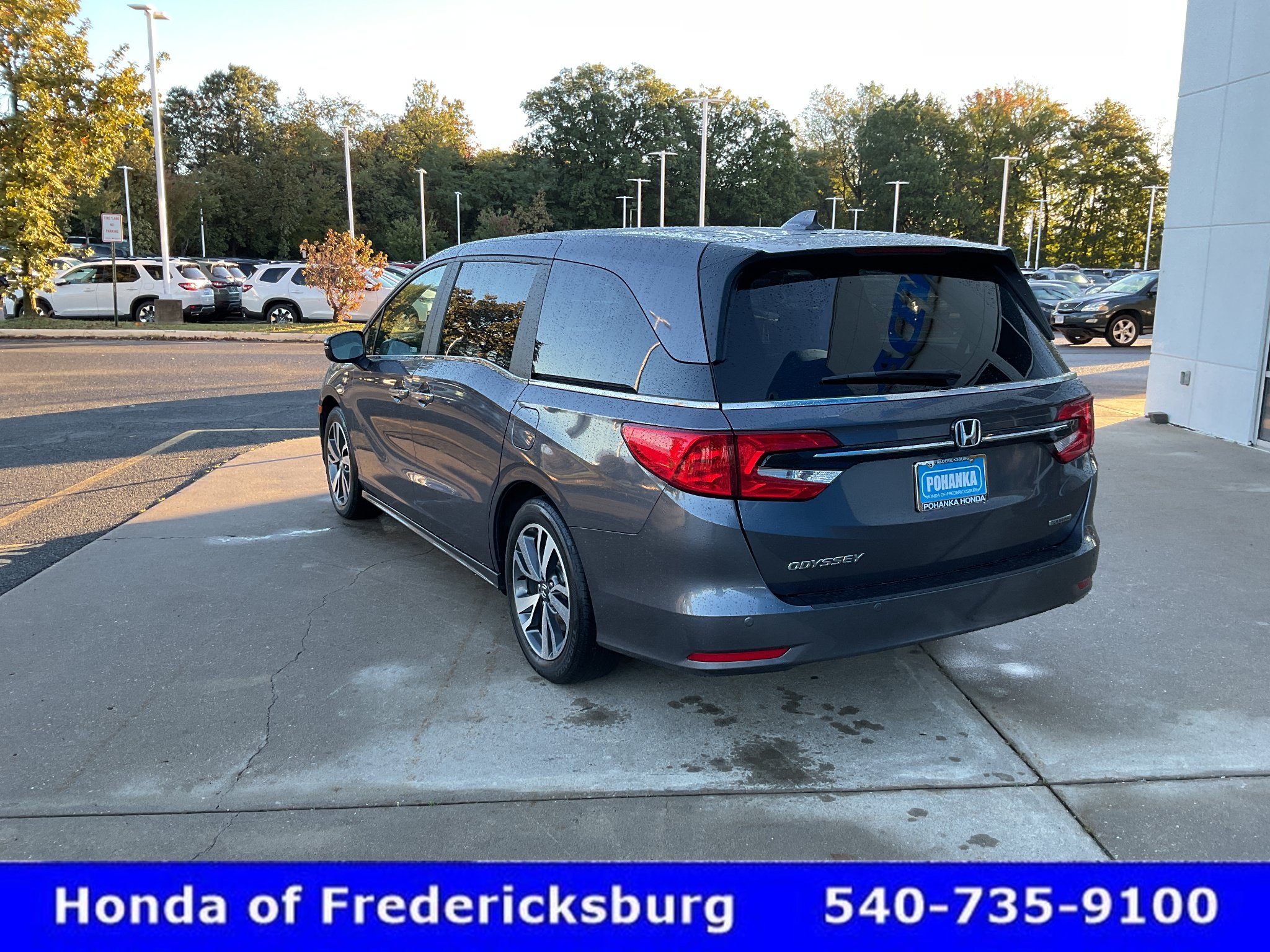 Certified 2022 Honda Odyssey Touring image 3