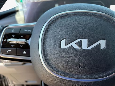 New 2026 Kia Carnival SX Prestige image 25