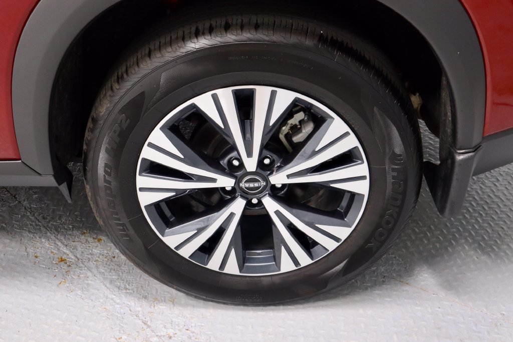 Certified 2023 Nissan Rogue SV w/ SV Premium B Package AWD/4WD image 19