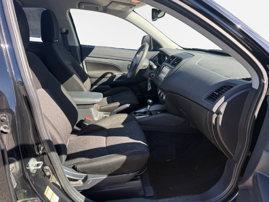 Used 2021 Mitsubishi Outlander Sport ES AWD/4WD image 26
