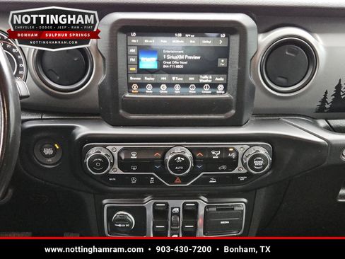 Used 2022 Jeep Gladiator Sport AWD/4WD image 11