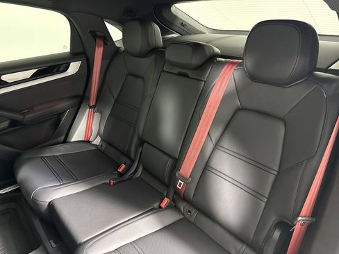 Certified 2026 Porsche Cayenne S AWD/4WD image 21