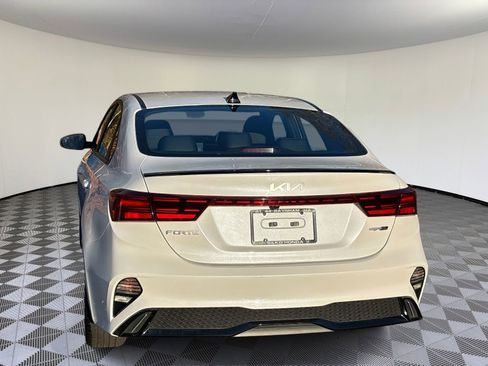 Used 2023 Kia Forte GT-Line w/ GT-Line Premium Package image 5