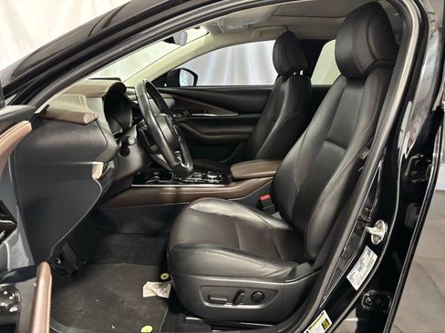 Used 2021 MAZDA CX-30 2.5 Turbo w/ Premium Plus Pkg image 12