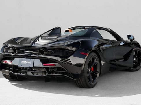 Used 2020 McLaren 720S Luxury image 3