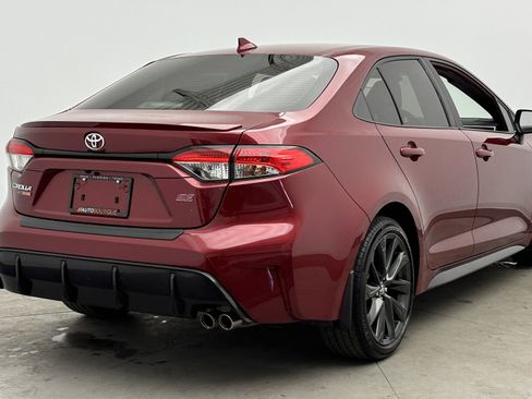 Used 2023 Toyota Corolla SE image 7
