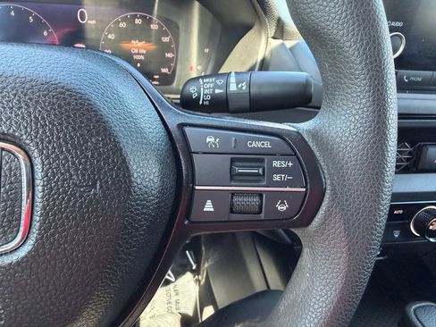 Used 2025 Honda Accord LX image 22