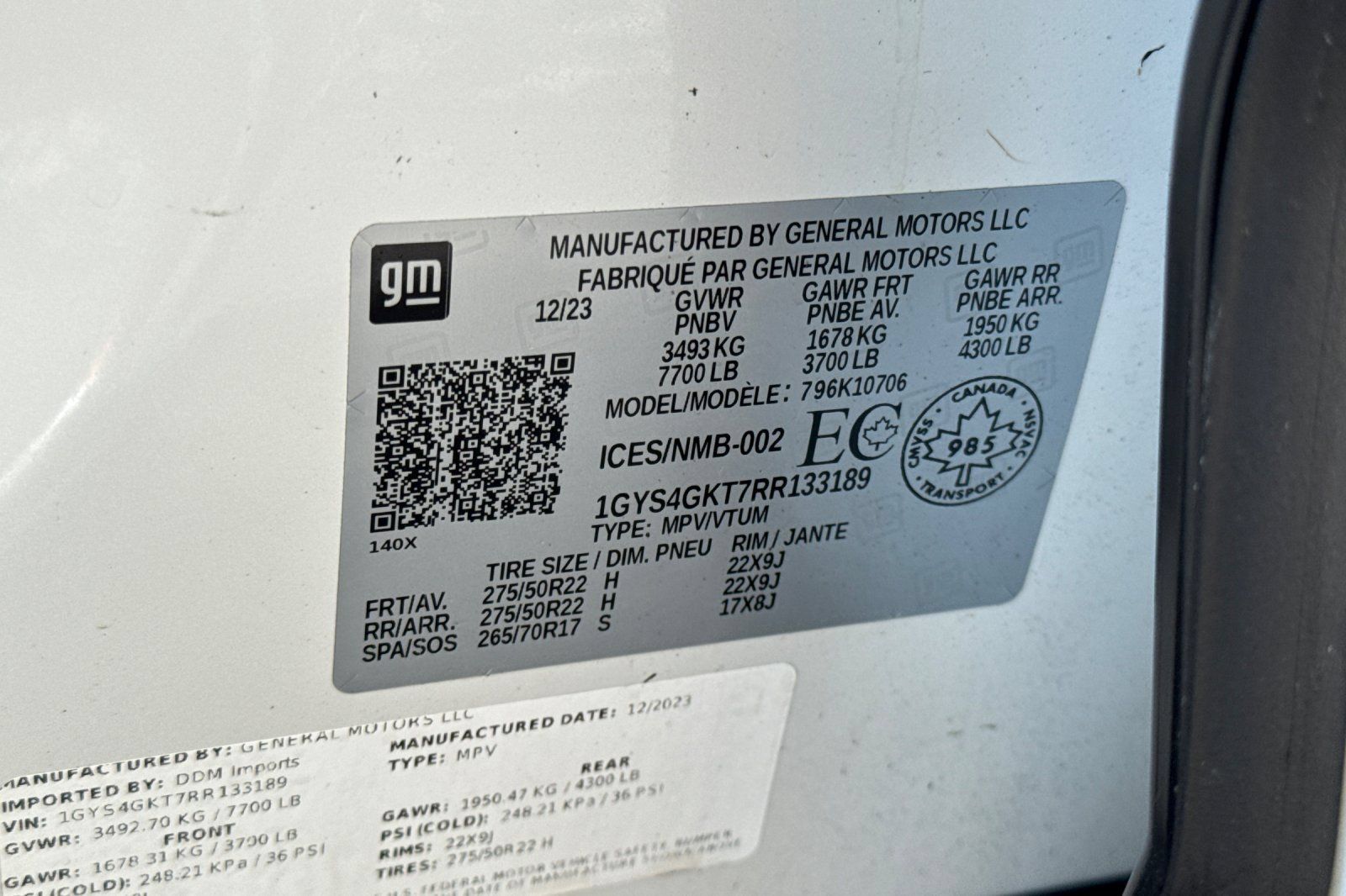 Used 2024 Cadillac Escalade Sport Platinum w/ LPO, ONYX Package AWD/4WD image 38