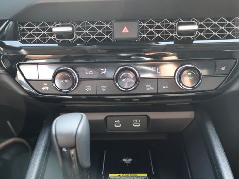 Used 2025 Honda Accord EX-L image 32