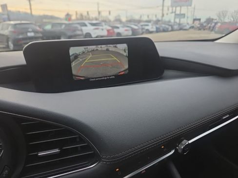 Used 2023 MAZDA MAZDA3 s image 28