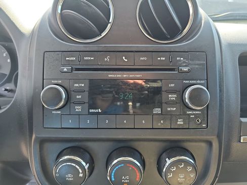 Used 2012 Jeep Compass Sport image 24