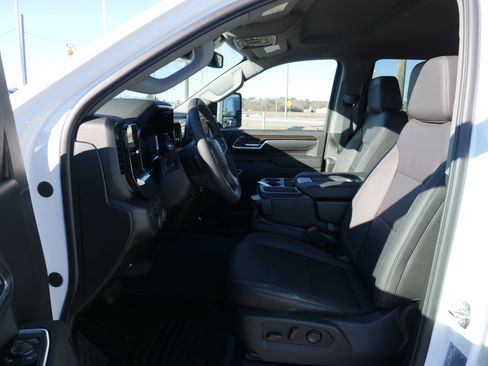 New 2026 Chevrolet Silverado 2500 LT w/ Trail Boss Package image 15