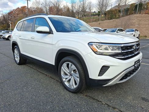 Used 2022 Volkswagen Atlas SE image 3