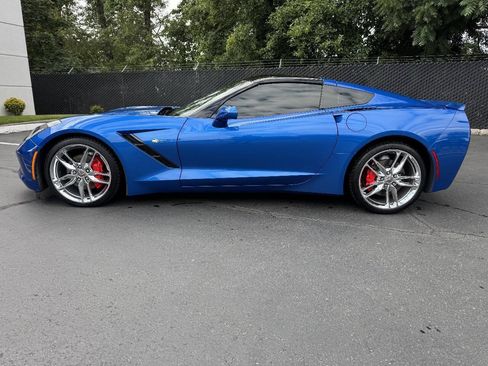 Used 2015 Chevrolet Corvette Stingray Coupe w/ 3LT Preferred Equipment Group RWD image 2