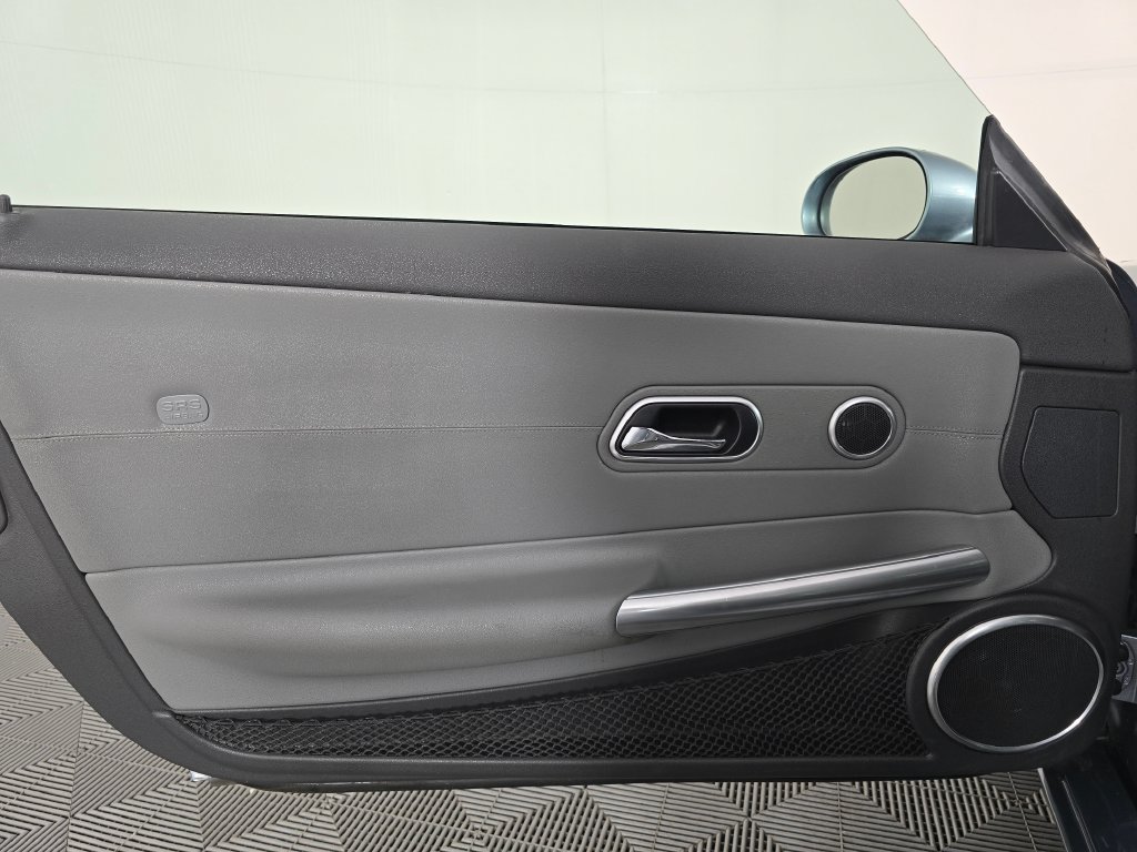 Used 2004 Chrysler Crossfire Coupe RWD image 20