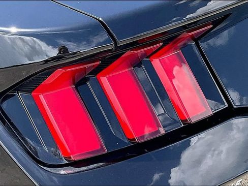 Used 2026 Ford Mustang Premium RWD image 28